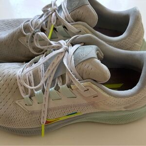 Nike Air Zoom Pegasus Women’s Running Shoes Size 7.5